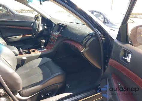 2008 Infiniti G35 Journey z USA, uszkodzony, nr VIN JNKBV61E38M204575